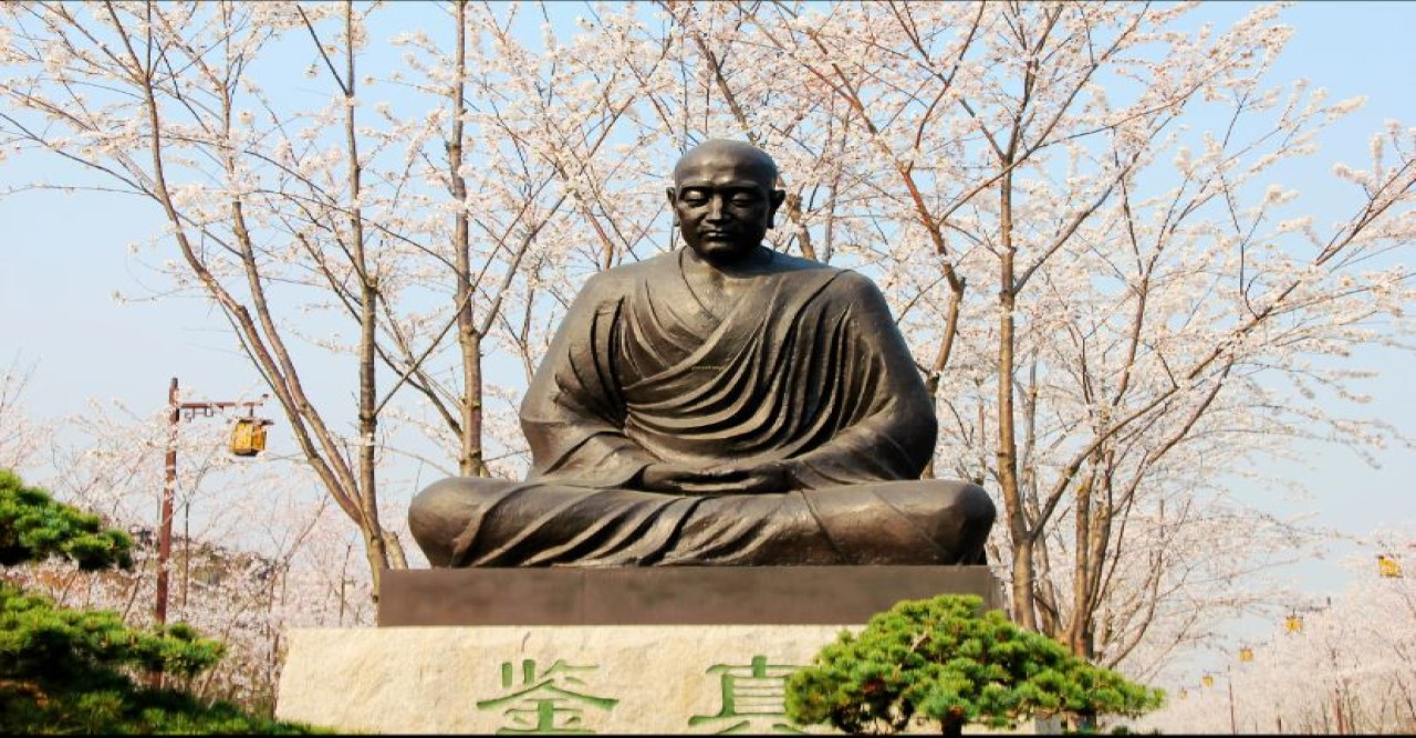 জাপানের ধর্মীয় সংস্কৃতি, জীবনযাত্রার রীতিনীতি ও স্থাপত্যশৈলীতে প্রাচীন চীনের প্রভাব রয়েছে